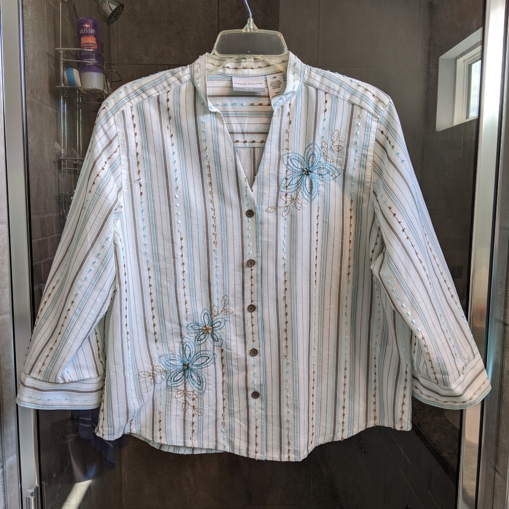 Alfred Dunner Mint and Brown Embroidered Blouse